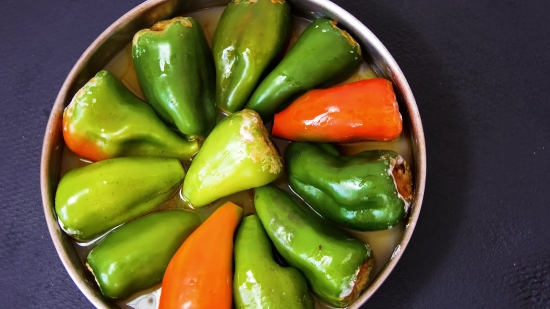 Green Pepper, Sweet Pepper, Pepper, Vegetable, Fresh, Vegetarian