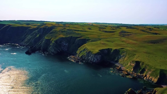 Promontory, Natural Elevation, Geological Formation, Landscape, Sky, Water